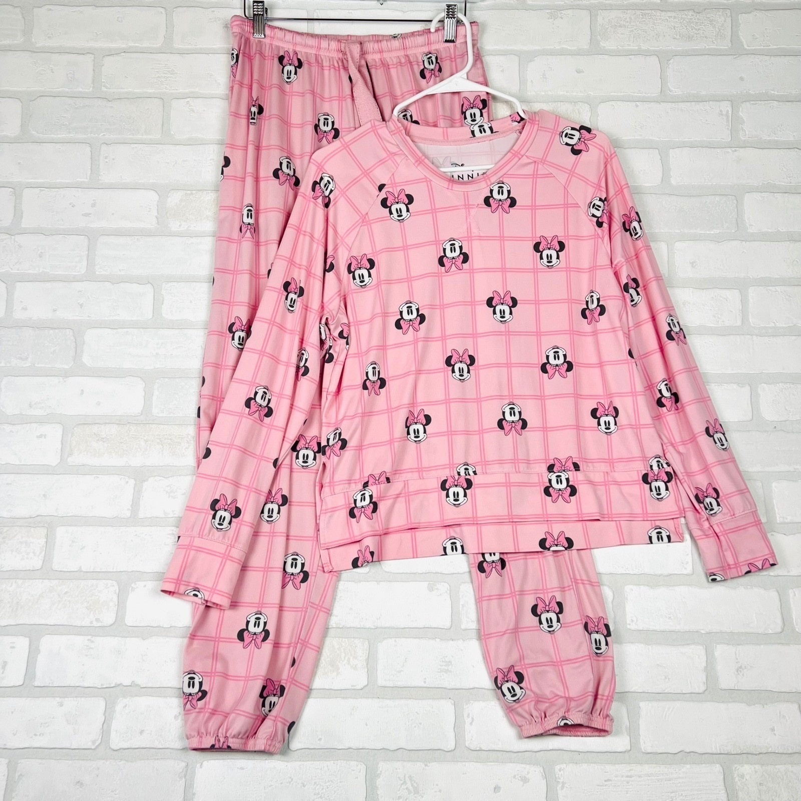Disney Minnie Mouse Pink Plaid Pajama Set Long Sleeve Top & Joggers Women Xs